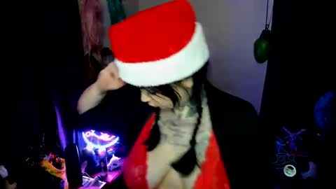 Snapshot of sinominx chatting on December 8, 4:55 am Sinomin online show from December 8, 4:55 am