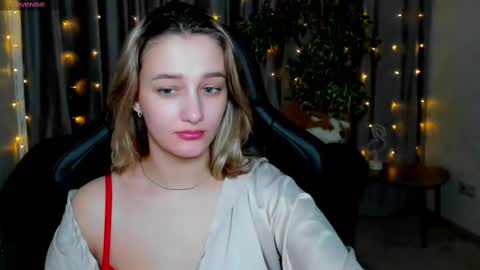 Sinty Noria online show from March 10, 4:07 am