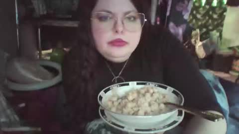 Snapshot of siofra chatting on March 10, 10:45 pm Siofra online show from March 10, 10:45 pm