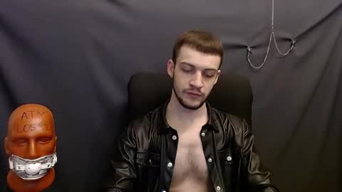 Snapshot of sir_damien chatting on January 19, 8:09 pm Sir Damien online show from January 19, 8:09 pm