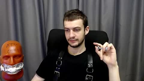 Snapshot of sir_damien chatting on September 21, 2:59 am Sir Damien online show from September 21, 2:59 am