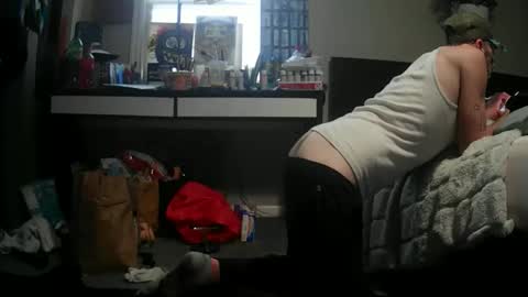 Danny skiff online show from November 13, 8:44 pm