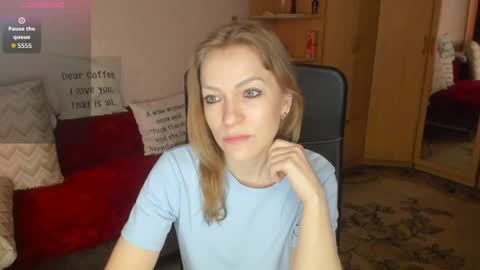 sirenasilk online show from May 12, 10:35 am
