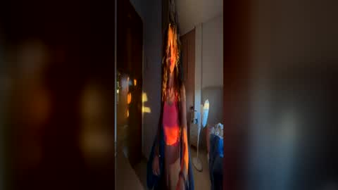 Sirens foxx online show from July 4, 7:06 pm