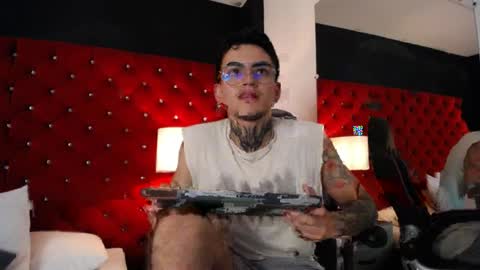 SIRIUS online show from April 2, 9:33 pm