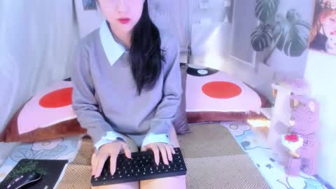 julila online show from November 5, 3:08 am