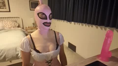 Sissy Danielle sissy chastity online show from February 4, 1:20 am