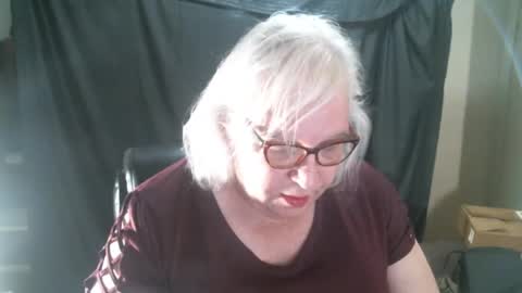 Snapshot of sissydianetx chatting on January 28, 12:36 am Sissy Diane online show from January 28, 12:36 am