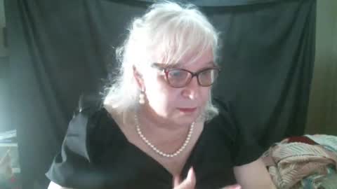 Snapshot of sissydianetx chatting on September 11, 11:39 pm Sissy Diane online show from September 11, 11:39 pm