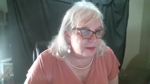 Sissy Diane online show from September 23, 11:33 pm