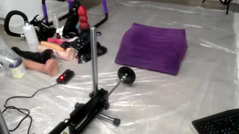 Sissy Gooner online show from September 24, 12:50 am