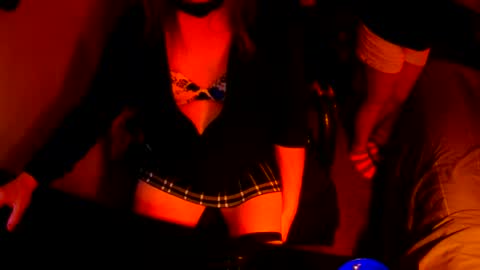 Snapshot of sissyred2314 chatting on September 14, 6:59 am red online show from September 14, 6:59 am