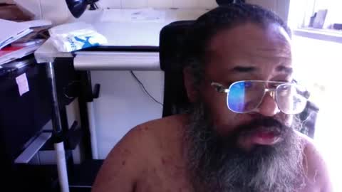 Snapshot of siyah_sakal chatting on March 2, 6:19 pm siyah_sakal online show from March 2, 6:19 pm