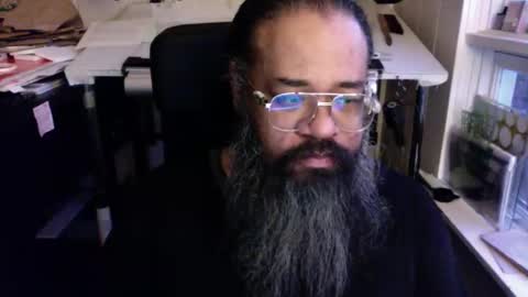 Snapshot of siyah_sakal chatting on December 29, 12:01 pm siyah_sakal online show from December 29, 12:01 pm