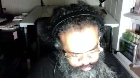 Snapshot of siyah_sakal chatting on November 2, 2:33 am siyah_sakal online show from November 2, 2:33 am