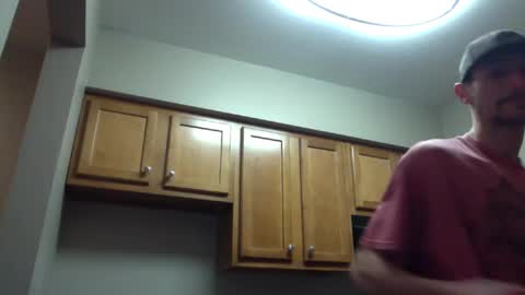 Christopher online show from December 4, 9:51 pm