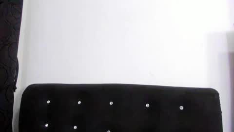 Skay Sanchez   online show from January 28, 6:49 pm