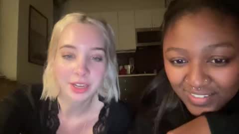 skibunni69xo online show from December 22, 11:33 pm