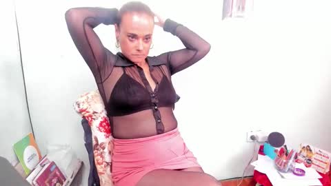 TINNA online show from September 10, 6:31 pm
