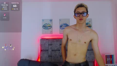 skinny_bigcock20 online show from December 13, 9:54 pm