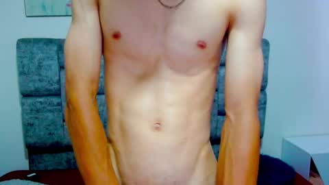 Snapshot of skinny_bigcock20 chatting on March 7, 7:38 pm skinny_bigcock20 online show from March 7, 7:38 pm