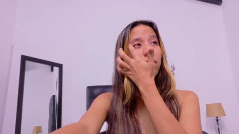 skinny_hottie18 online show from January 20, 1:42 pm