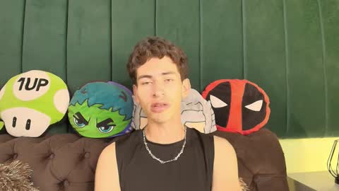 skinny jean  online show from February 20, 8:33 pm