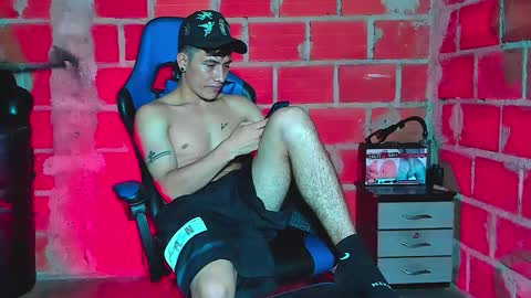 skinny marked online show from October 3, 1:04 am