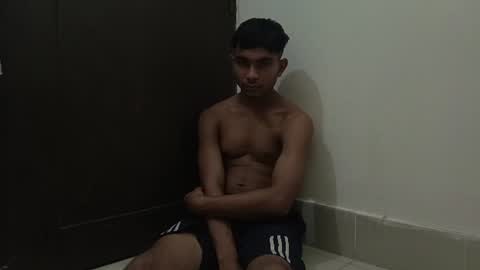 Skinny Boi online show from July 27, 7:11 pm