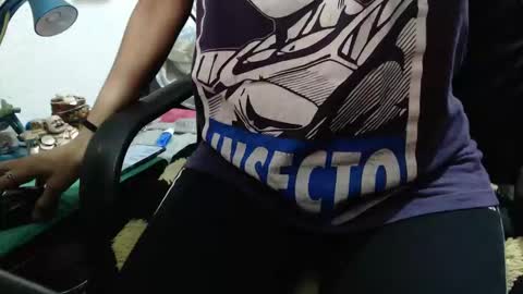 skinny_sexy666 online show from May 5, 10:15 pm