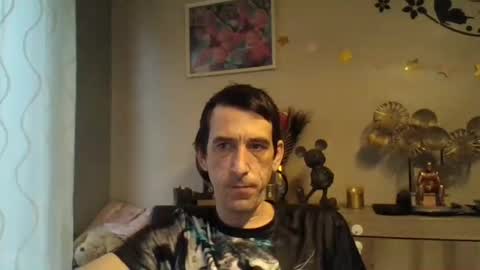 Snapshot of skinnybigcock2 chatting on February 24, 7:44 am SkinnyBigCock2 online show from February 24, 7:44 am