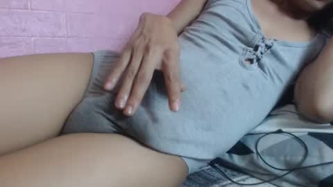 skinnybigcock_georgia online show from February 13, 10:43 pm