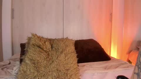 Mila online show from February 11, 7:27 pm