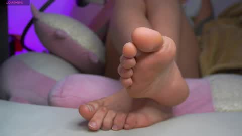 GoddessSkinny online show from November 21, 1:47 am