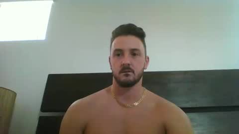 skinnyguylongdick1 online show from October 11, 8:23 pm