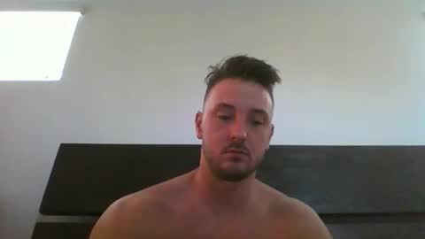 skinnyguylongdick1 online show from October 19, 8:46 pm