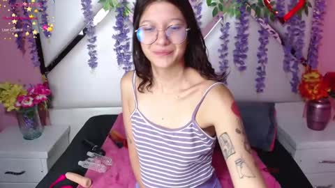  SKINNYHORNY   online show from January 30, 3:00 am