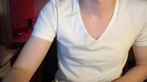 skinnyrisky online show from October 18, 6:56 pm