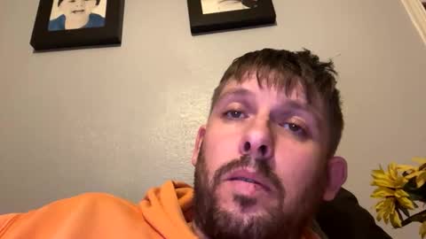 skuzzy25 online show from September 15, 2:24 am