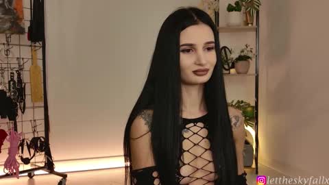 Eliza online show from March 17, 12:04 am