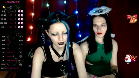 Iska Im genderfluid theyheshenot use ht have reasons and Mia my t-gf sheher online show from December 25, 3:17 pm