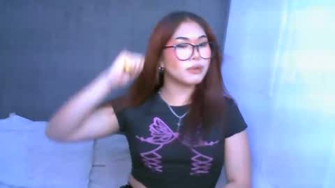    online show from November 8, 10:40 am