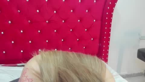 Snapshot of sky_ls chatting on September 15, 3:13 pm sky_ls online show from September 15, 3:13 pm