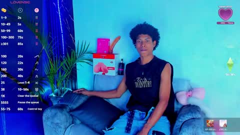 sky_walkerss online show from May 20, 7:09 pm