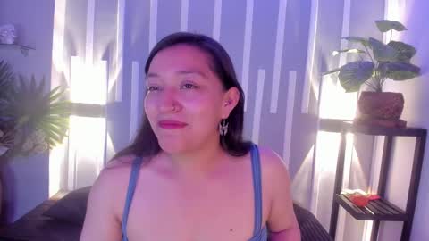 skye_bluee_ online show from September 10, 3:07 am