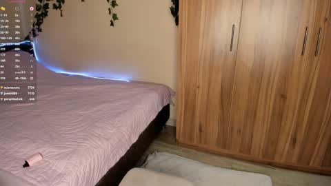 skyedavis online show from March 26, 2:33 pm