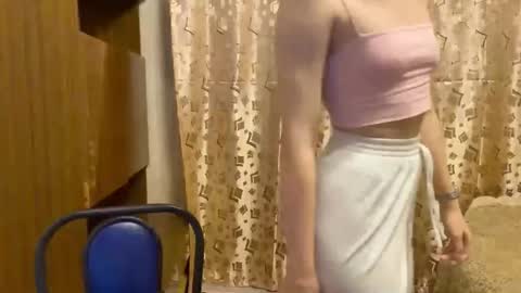 skyedavis online show from December 19, 7:42 pm