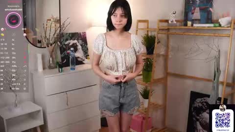 Melissa online show from October 18, 7:23 am