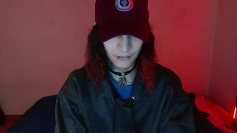Snapshot of skykar chatting on February 18, 4:37 am reep online show from February 18, 4:37 am