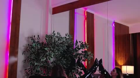 SkylarSpark online show from November 12, 10:23 pm